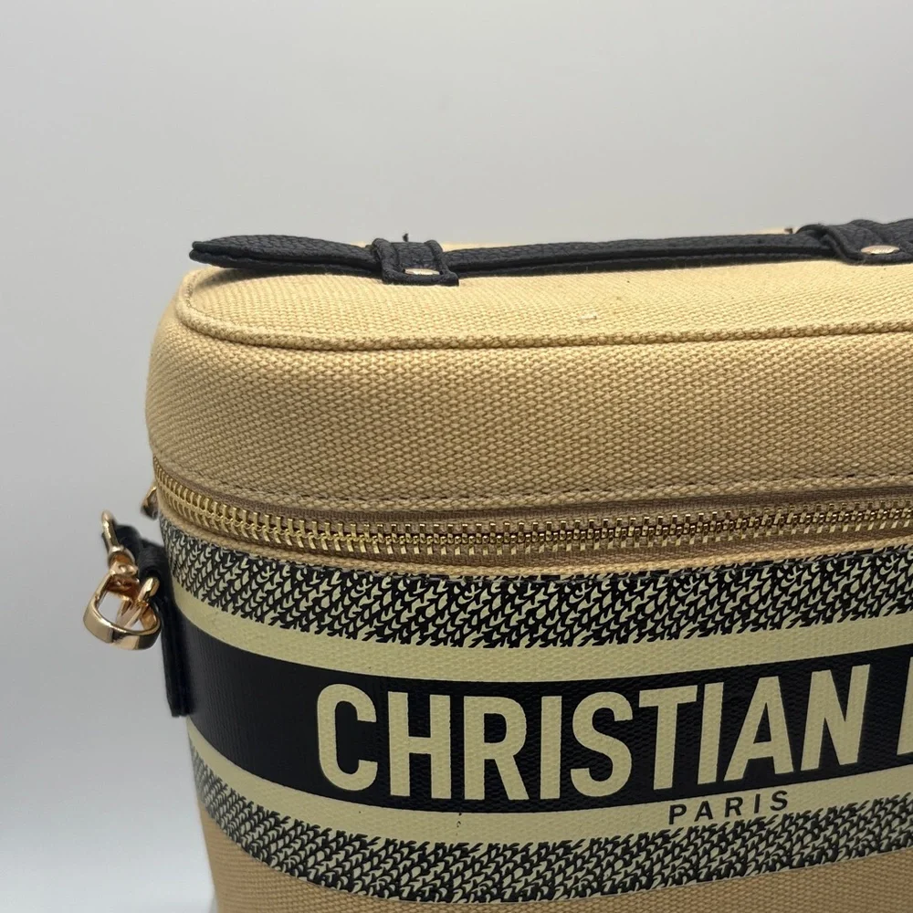 Christian Dior Beige and Black GWP Crossbody Bag - Picture 2 of 6